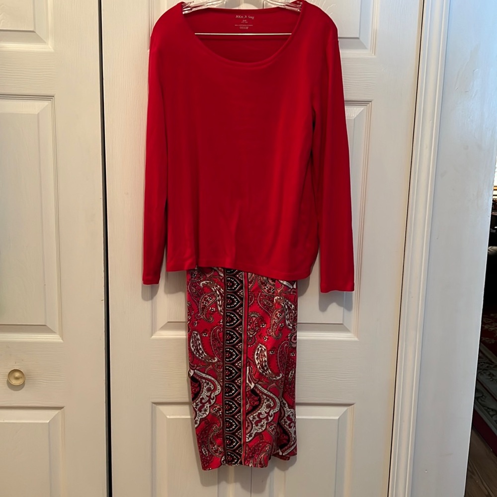 TWO PIECE P’J SET RED WHITE STAG LONG SLEEVE TOP L DRAWSTRING ELASTIC BOTTOMS XL
